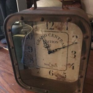 Antique NYC Grand Central Metal Glass Table Clock